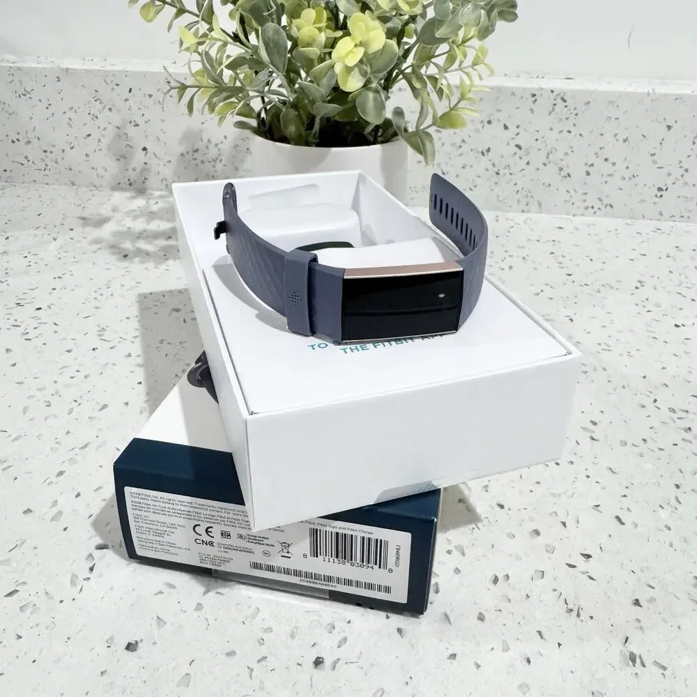 Fitbit Charge 3 Advanced Fitness Blue Rose Gold KD With Replacement Wristband